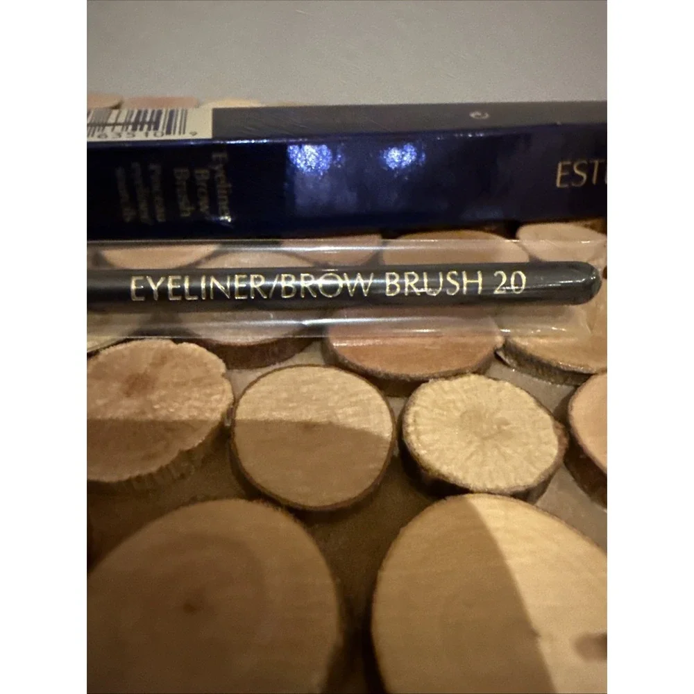 Estee Lauder Eyeliner Brow Brush 20 NIB‎